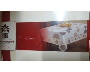 Скатерть CND 150×220 "бежевые шары"