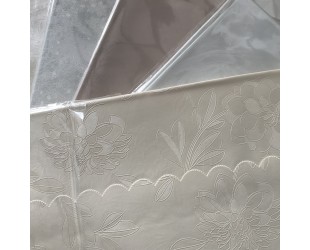 Скатертина з ПВХ серия ELEGANT 110*140см на нетканій основі з обробкою краю ультразвуком.