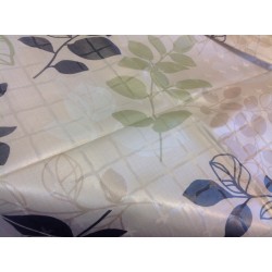 Гладкие скатерти на нетканной основе NON WOVEN с кружевом. Модель FP-199