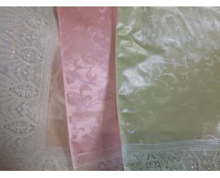 Гладкие скатерти на нетканной основе NON WOVEN с кружевом. Модель FP-SARASA